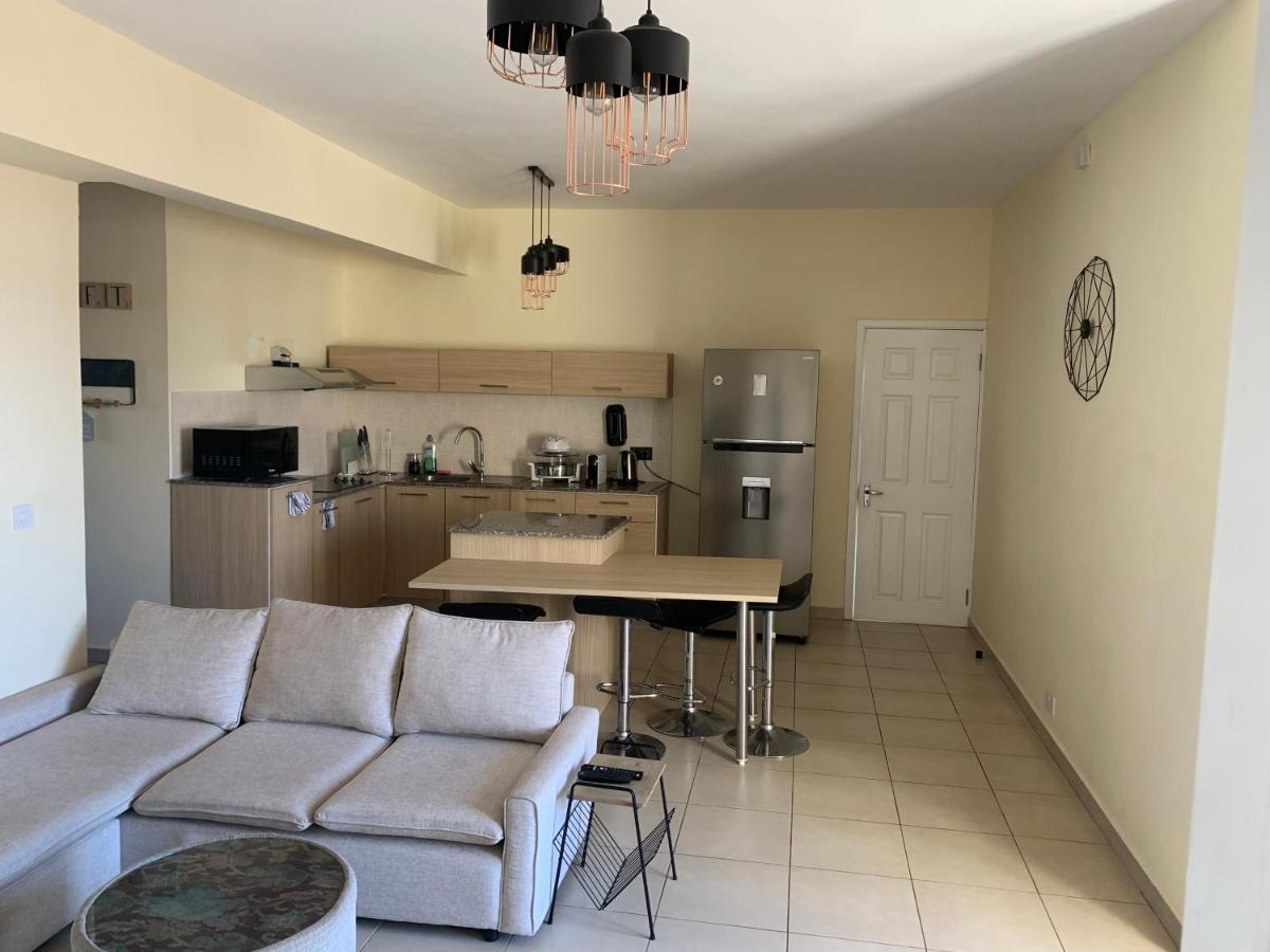 Modern Apartment Close To Flic En Flac Beach エクステリア 写真